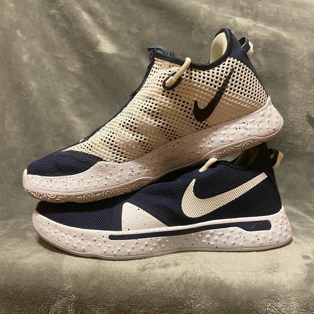 Nike PG4 Size 13 men’s Basketball shoes